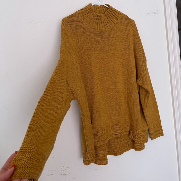 Old Navy Sweaters - OLD NAVY - SIZE XXL